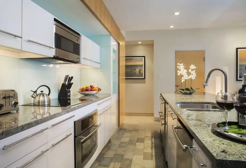 Santa Maria Suites Resort