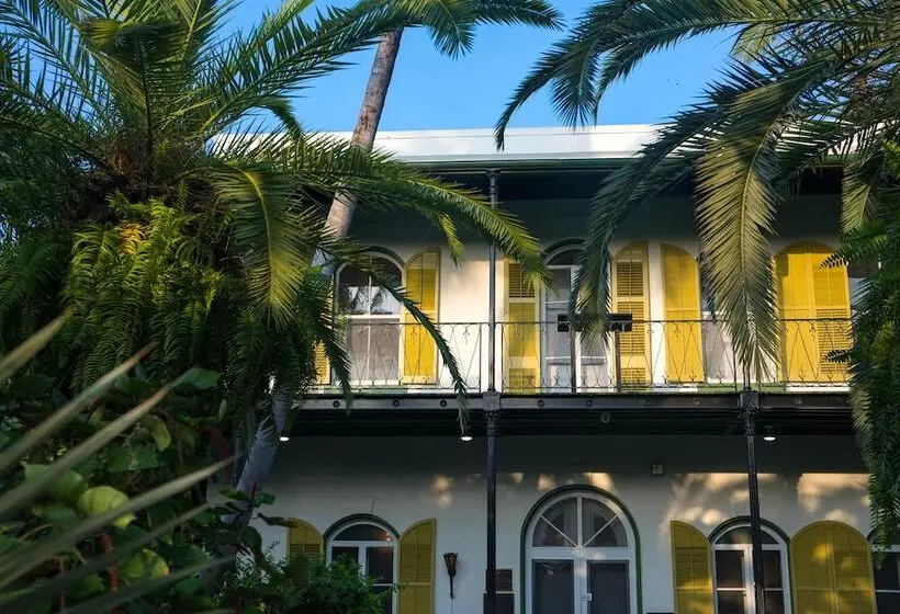 Santa Maria Suites Resort