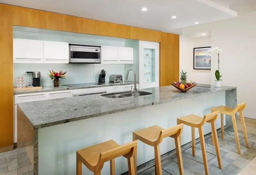 Santa Maria Suites Resort