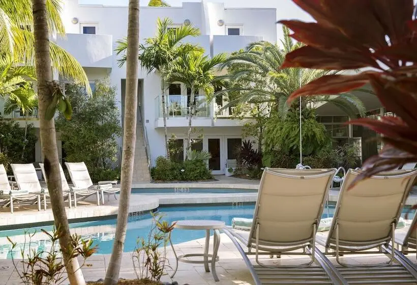 Santa Maria Suites Resort
