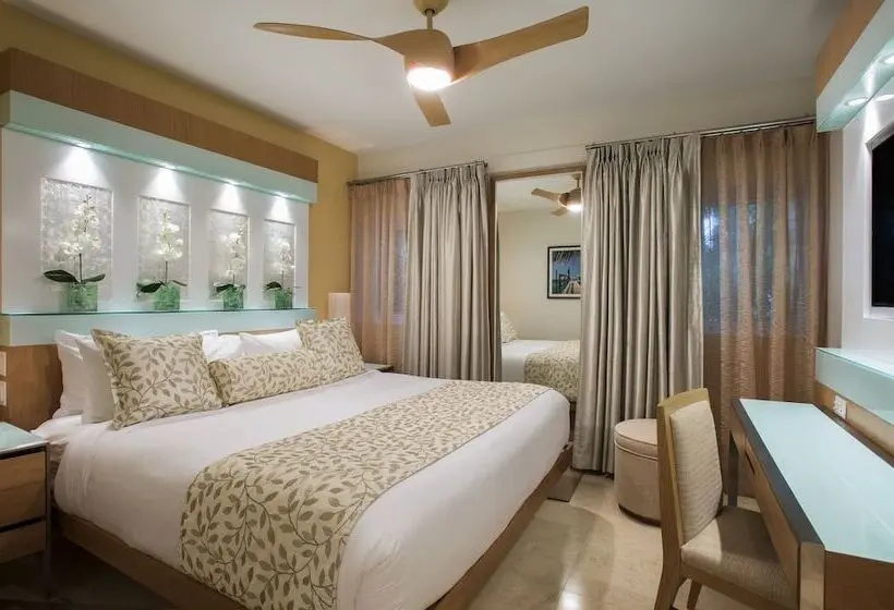 Santa Maria Suites Resort