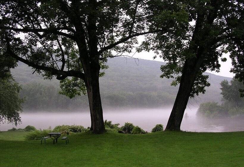 Shawnee Inn And Golf Resort