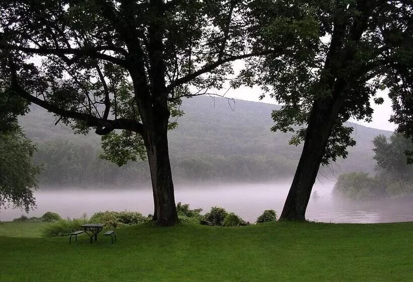 Shawnee Inn And Golf Resort