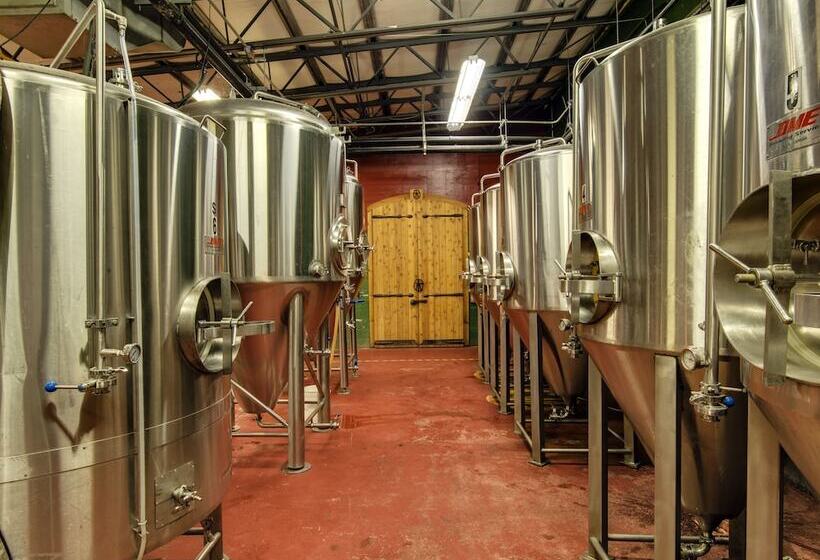 Shawnee Inn And Golf Resort