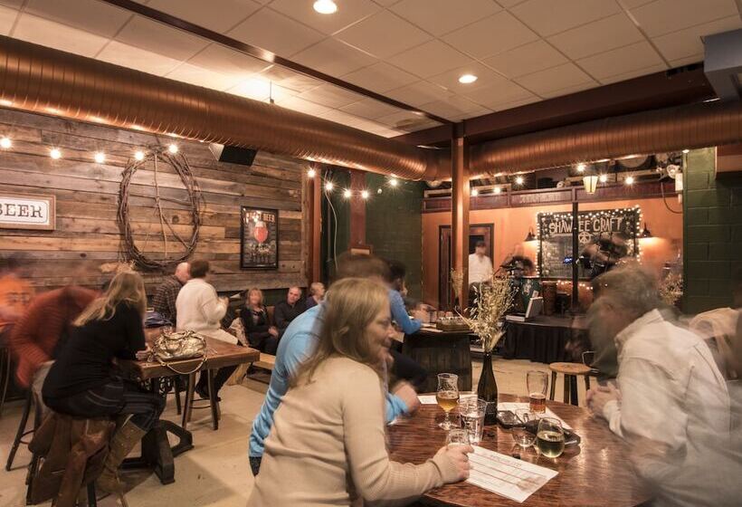 Shawnee Inn And Golf Resort