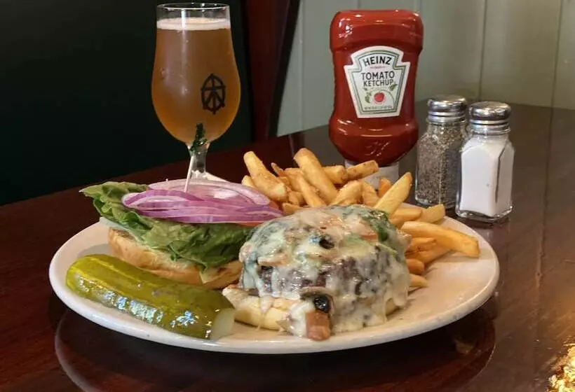 Shawnee Inn And Golf Resort