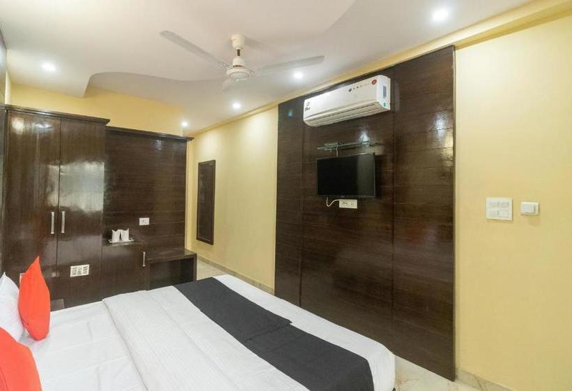 Hotel Capital O 63921 Rudraksh