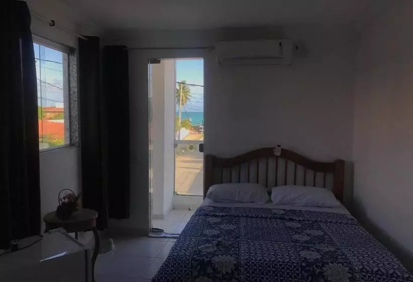 Hotelli Pousada Sayonara