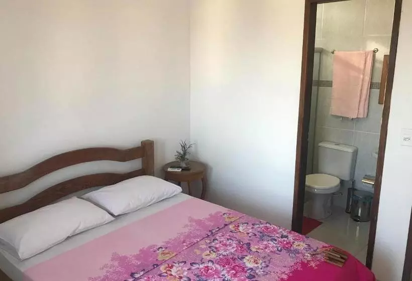 Hotelli Pousada Sayonara