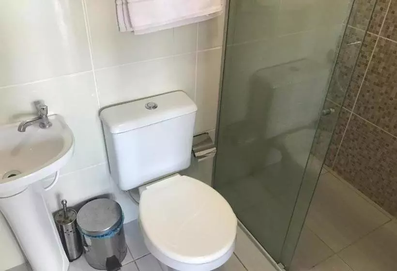 Hotelli Pousada Sayonara