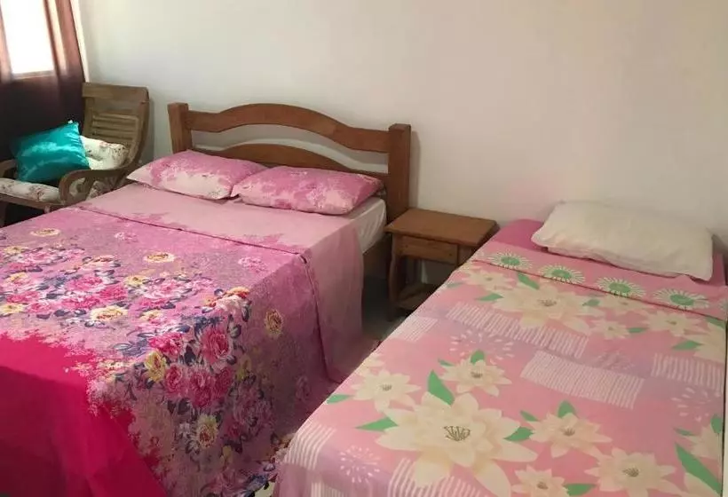 Hotelli Pousada Sayonara