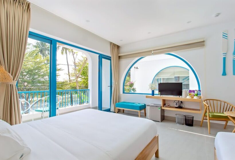 هتل Santorin Hoian Villa