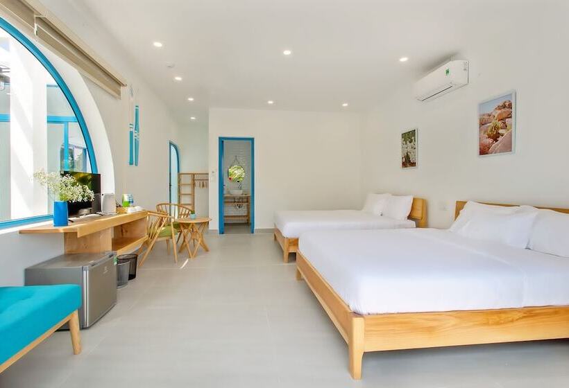 هتل Santorin Hoian Villa