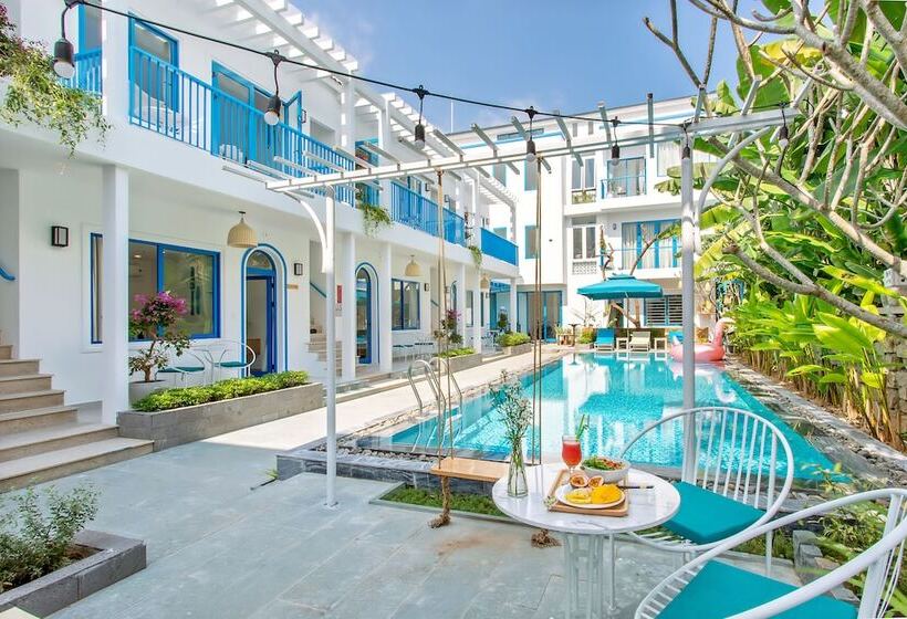 هتل Santorin Hoian Villa