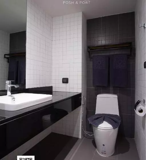 Prime Town   Posh & Port Hotel Phuket