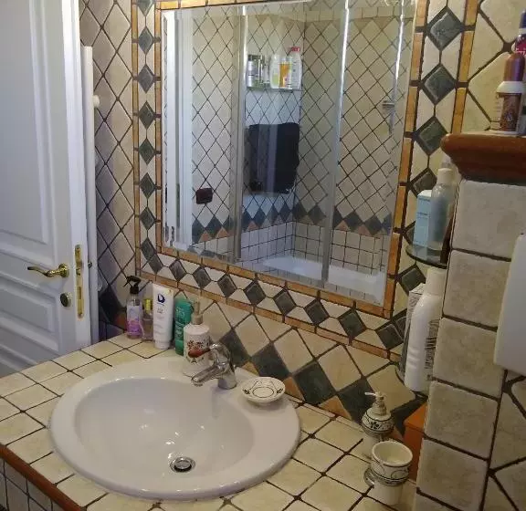 Aamiaismajoitus (B&B) La Finestra Sul Mare