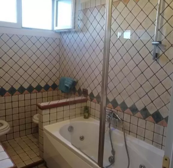 Aamiaismajoitus (B&B) La Finestra Sul Mare