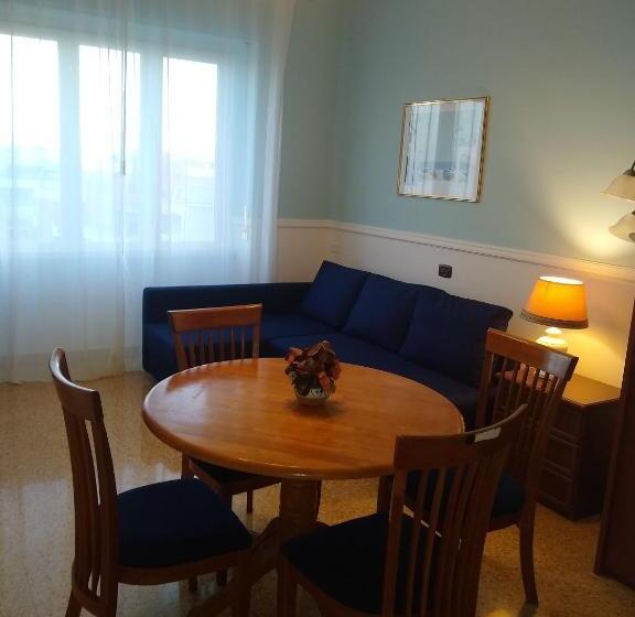 تختخواب و صبحانه La Finestra Sul Mare