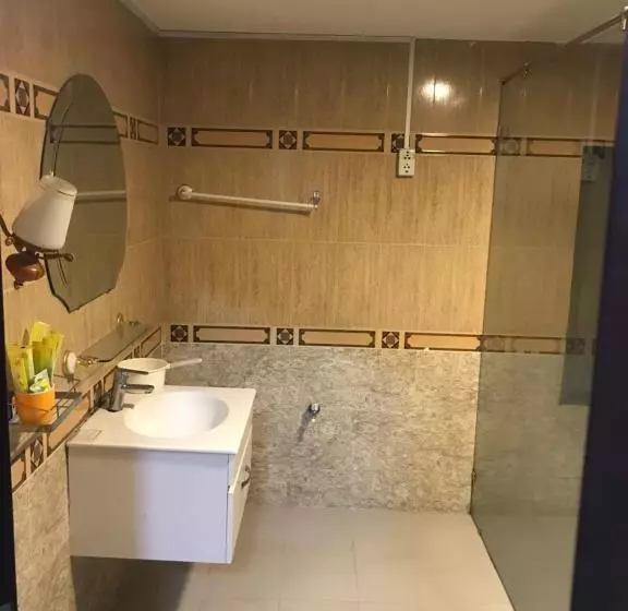 هتل Nhật Vân 1