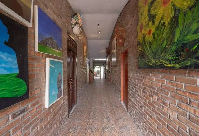 هتل Oyo 2380 Alea Guesthouse