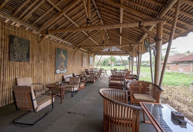 هتل Oyo 2380 Alea Guesthouse