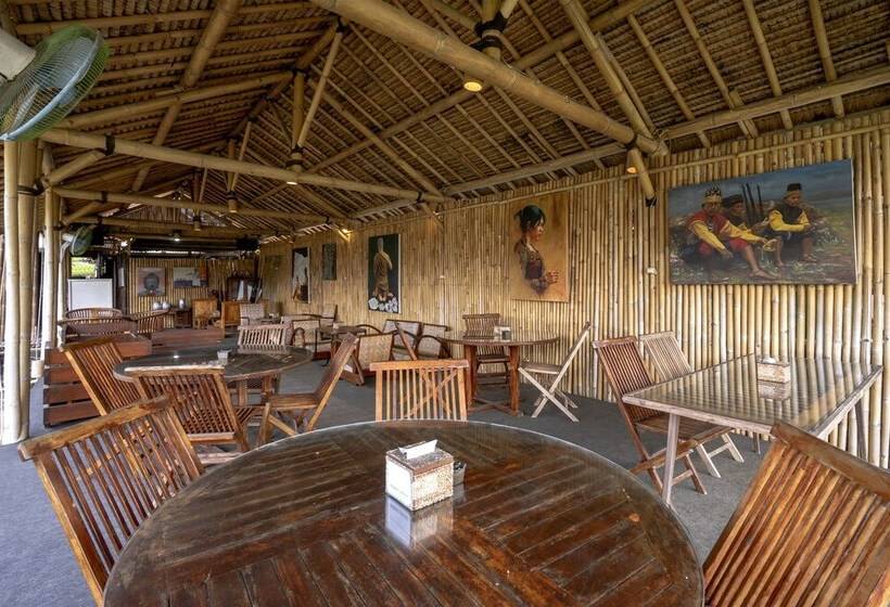 هتل Oyo 2380 Alea Guesthouse