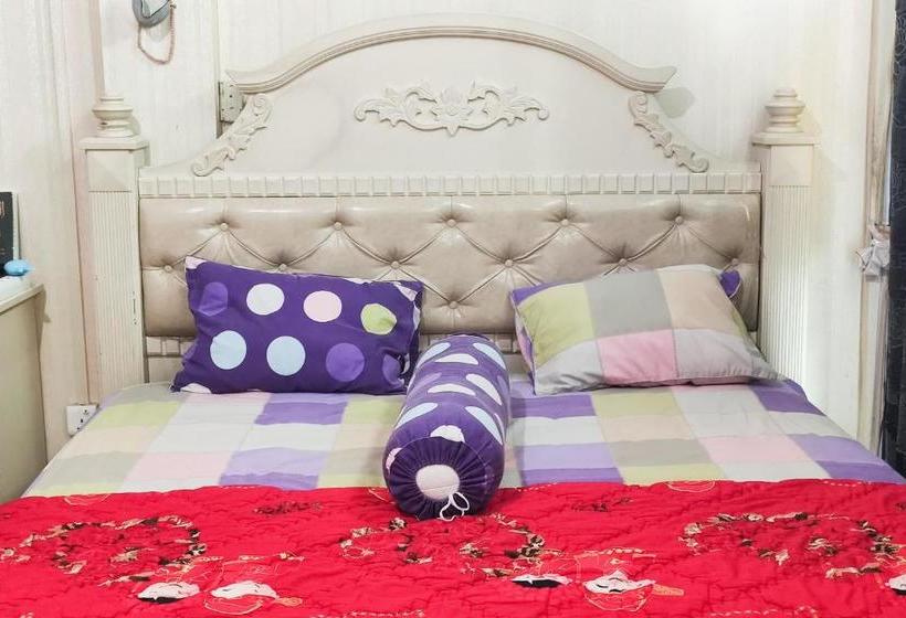 בית מלון כפרי Oyo 2818 Blessing Kost Batam