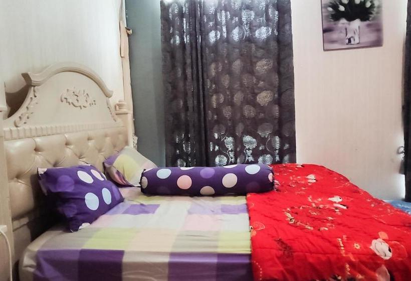 בית מלון כפרי Oyo 2818 Blessing Kost Batam