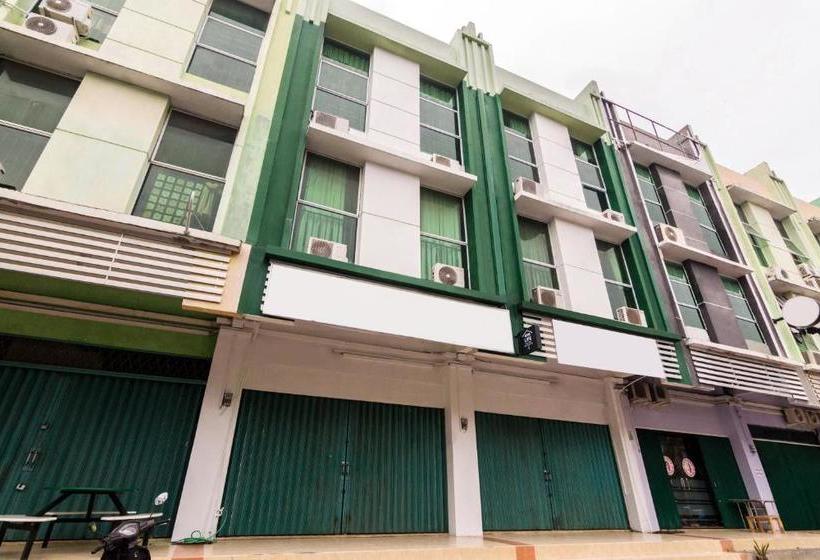 בית מלון כפרי Oyo 2818 Blessing Kost Batam