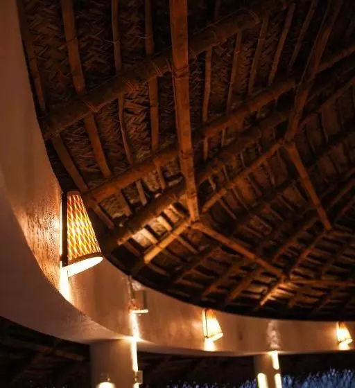 リゾートホテル Amara Ayurveda Retreat  Overlooking Evergreen Western Ghats An Ecologically Sustainable Living Space
