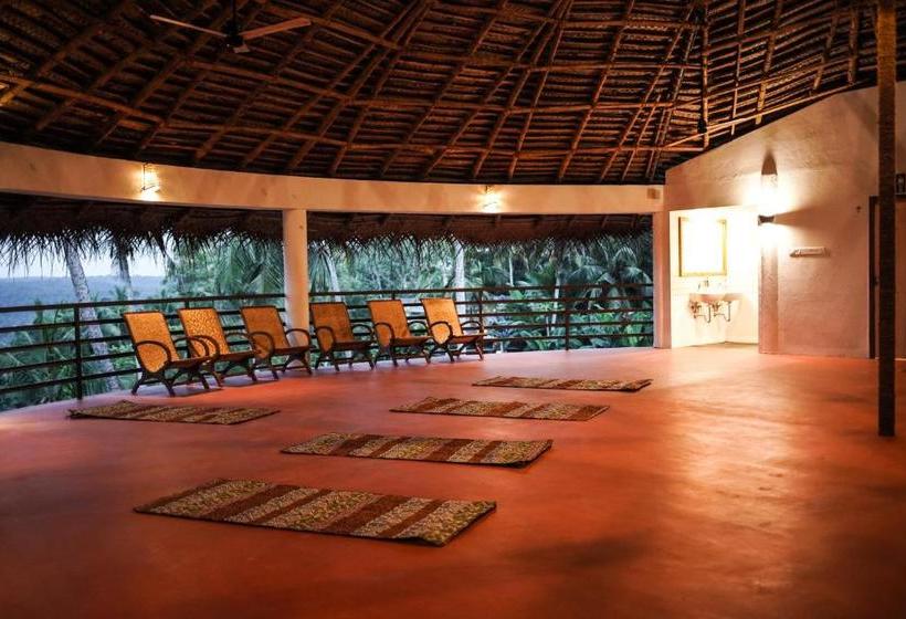 אתר נופש Amara Ayurveda Retreat  Overlooking Evergreen Western Ghats An Ecologically Sustainable Living Space