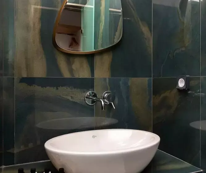 هتل Deluxe Suites Santorini