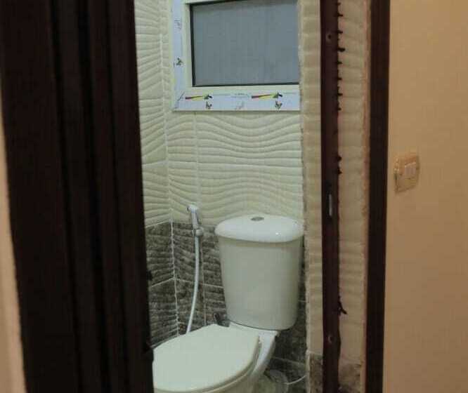 هتل 9 Pyramids Inn