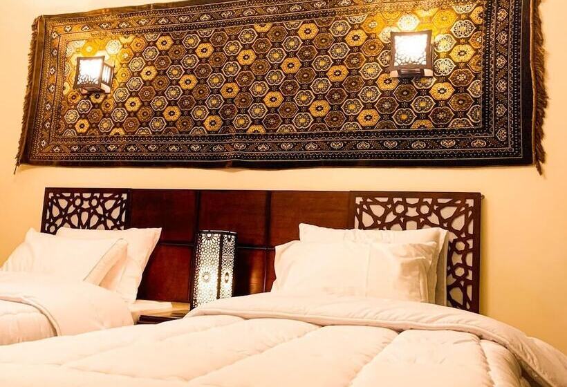 هتل 9 Pyramids Inn