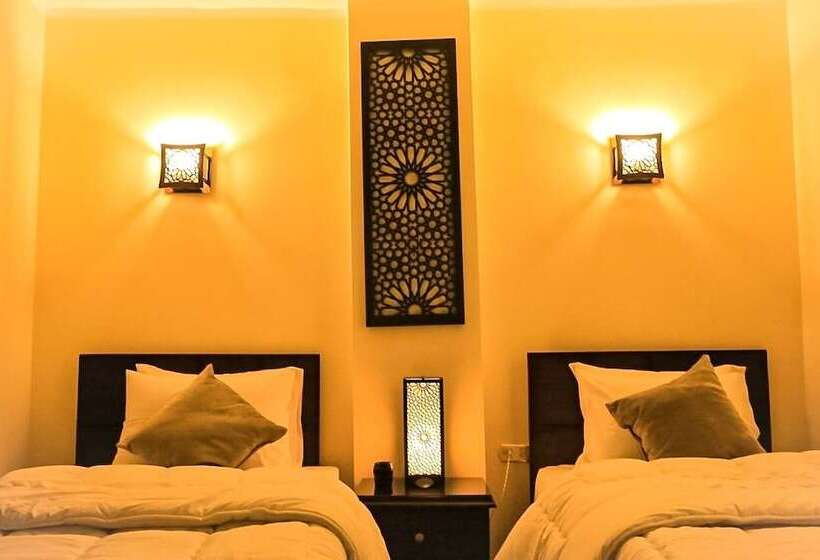 هتل 9 Pyramids Inn