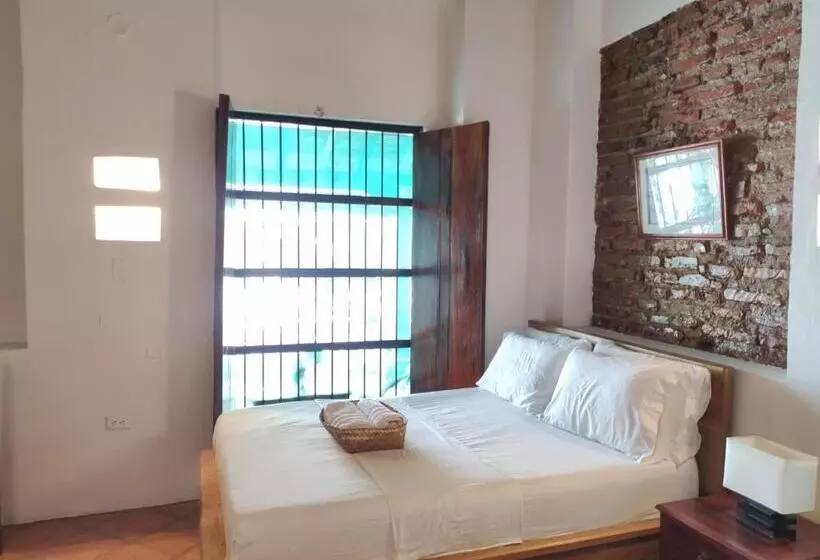 Hotelli Nieto Mompox, Ubicado En El Corazón Del Centro Histórico, Frente Al Rio Magdalena En Zona De Malecón