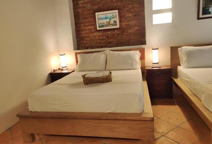 هتل Nieto Mompox, Ubicado En El Corazón Del Centro Histórico, Frente Al Rio Magdalena En Zona De Malecón