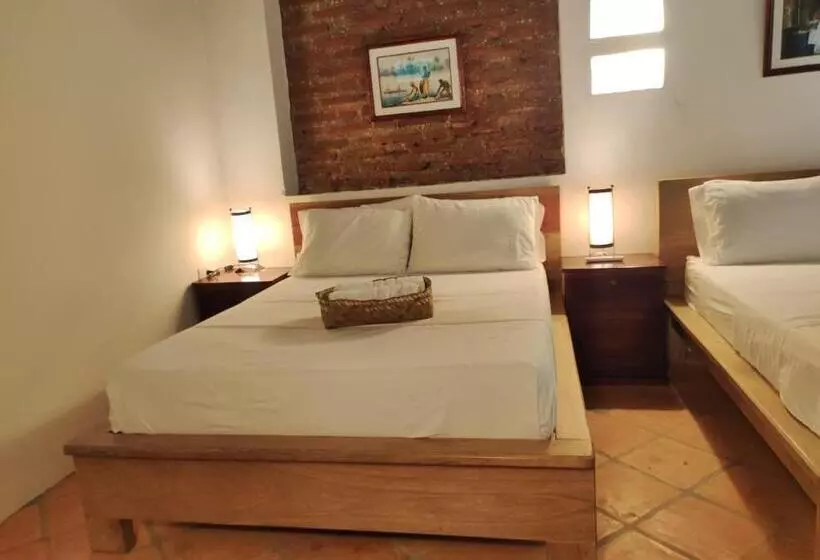 Hotelli Nieto Mompox, Ubicado En El Corazón Del Centro Histórico, Frente Al Rio Magdalena En Zona De Malecón