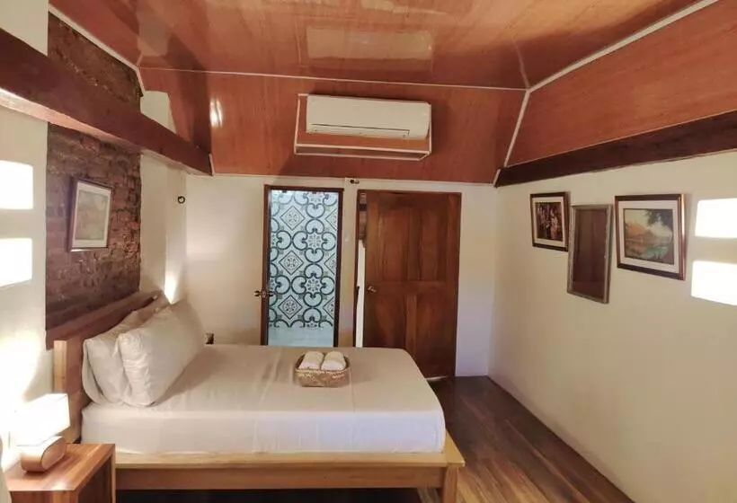 Hotelli Nieto Mompox, Ubicado En El Corazón Del Centro Histórico, Frente Al Rio Magdalena En Zona De Malecón