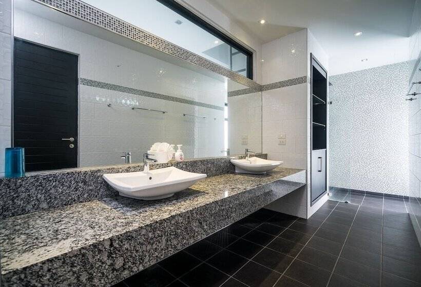 Diamond Villas Bangtao