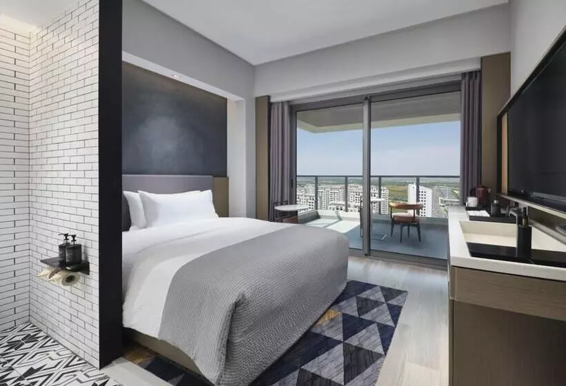 هتل Wanda Moments