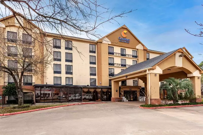 هتل Comfort Inn & Suites Houston I10 West Energy Corridor