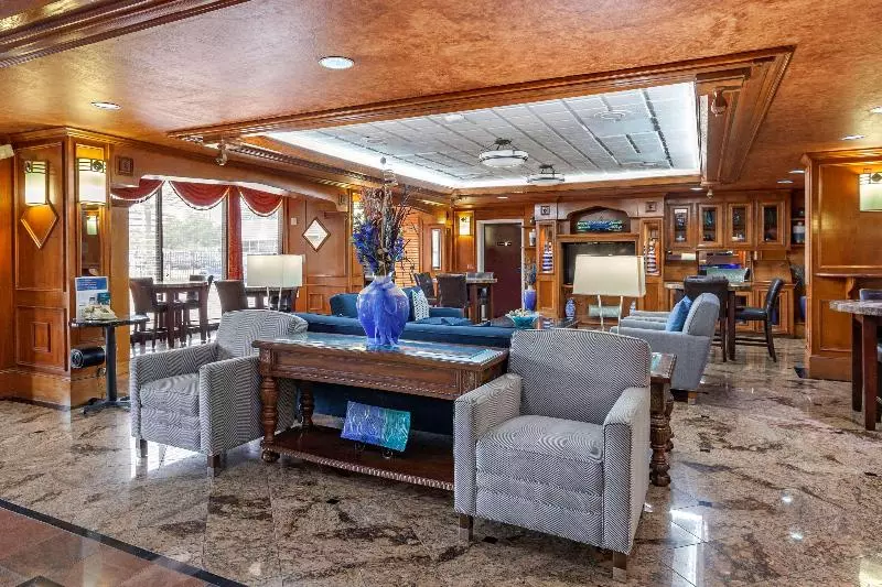 هتل Comfort Inn & Suites Houston I10 West Energy Corridor