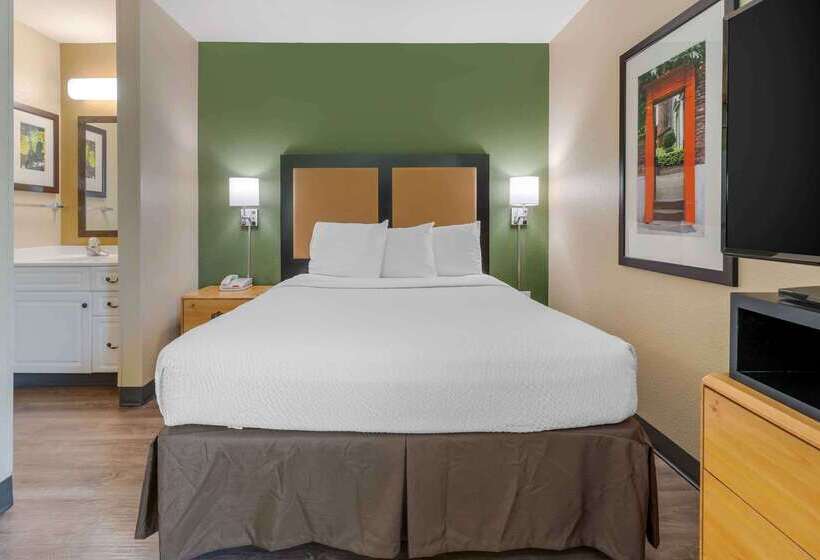 בית מלון כפרי Extended Stay America Suites Pleasanton Chabot Dr