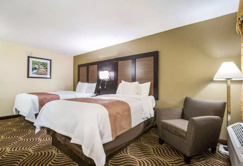 Отель Quality Inn & Suites Florence  Cincinnati South