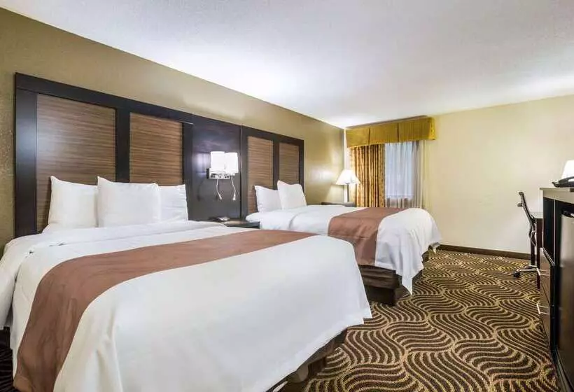 Отель Quality Inn & Suites Florence  Cincinnati South