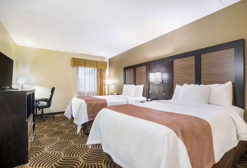 Отель Quality Inn & Suites Florence  Cincinnati South