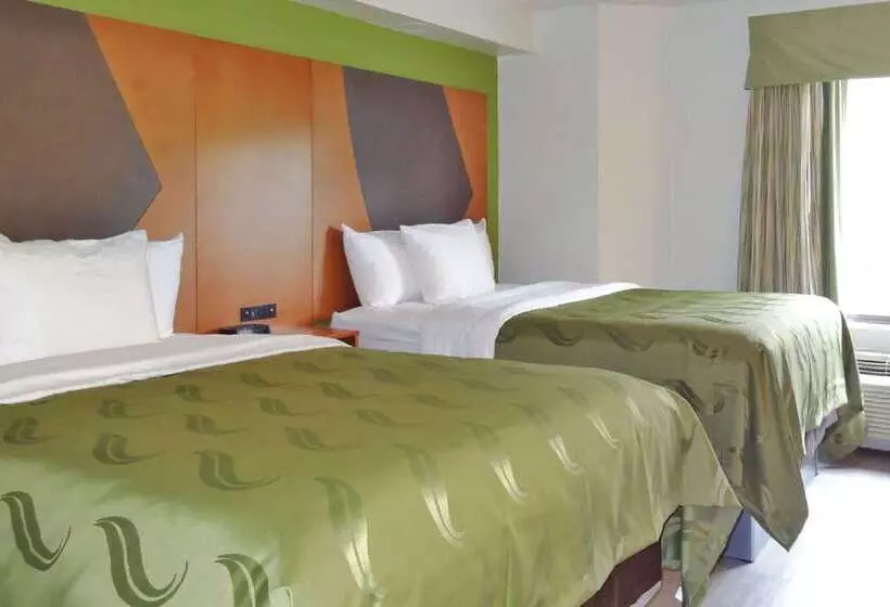 هتل Quality Inn & Suites Raleigh North