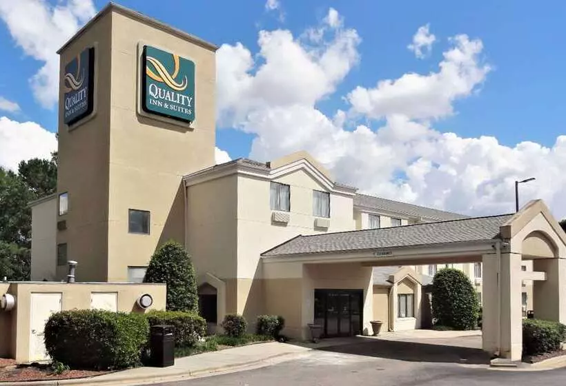 هتل Quality Inn & Suites Raleigh North