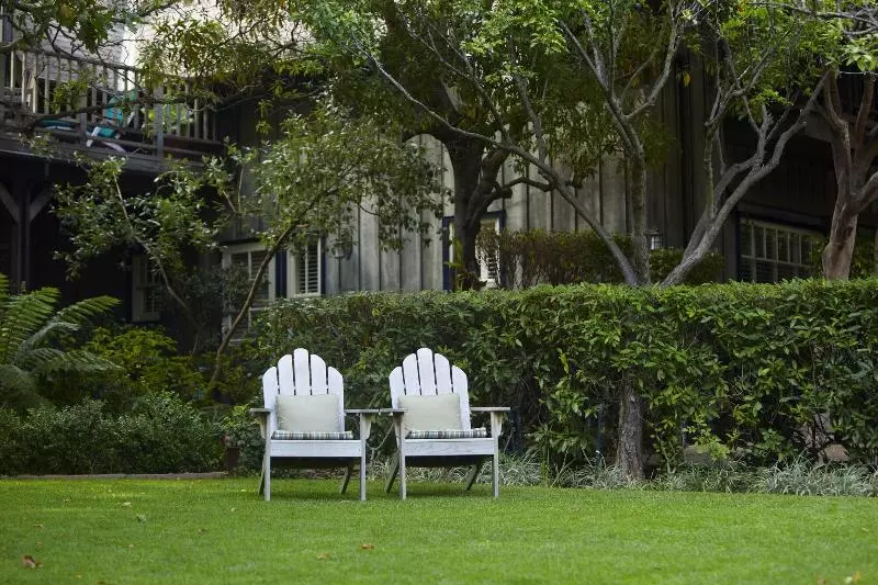 فندق Simpson House Inn